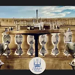 The Balcony Avenue Champs-elysees * Париж