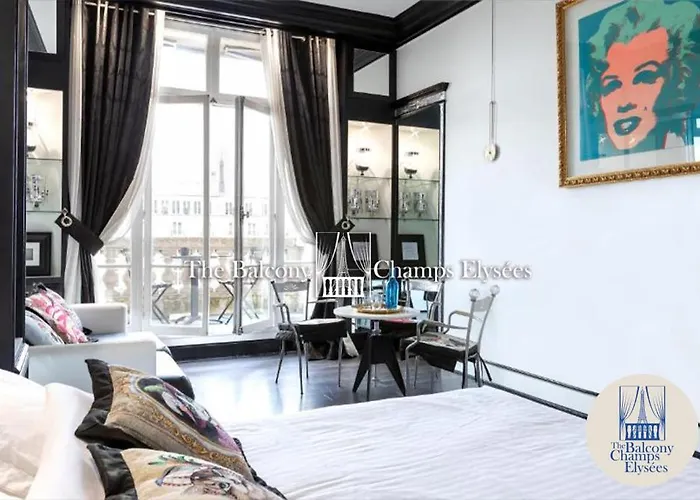 The Balcony Avenue Champs-elysees Апартаменты *